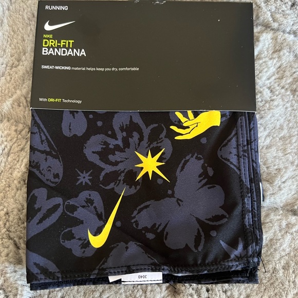 Nike Black and Gray Dri-Fit Bandana - Picture 1 of 2